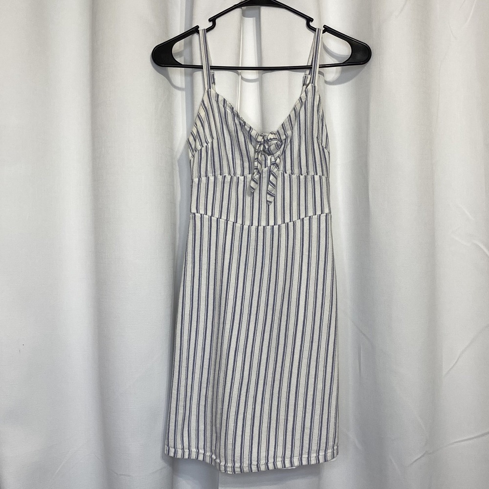 Hollister White Blue Striped Tie Front Sleeveless Mini Dress XS‎ Smocked